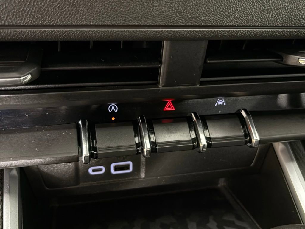 Used 2024 Chevrolet Colorado W/T w/ WT Convenience Package image 32