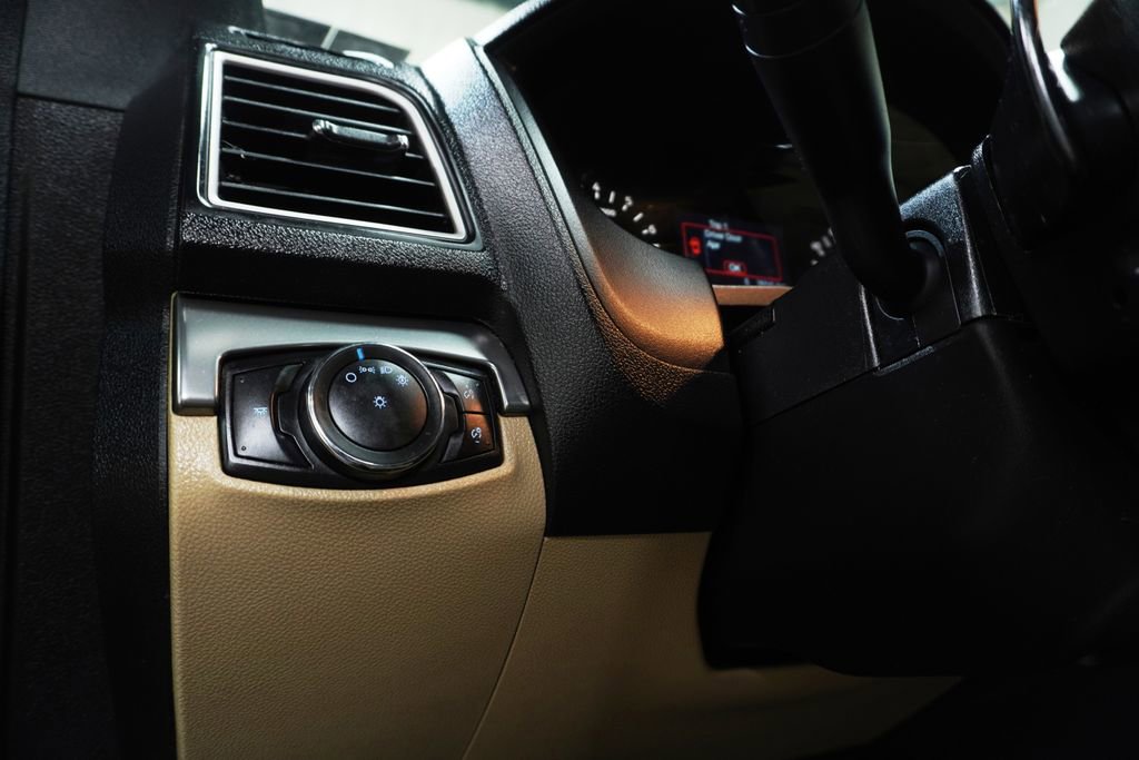 Used 2017 Ford Explorer 4WD image 22