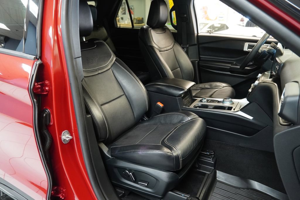 Used 2020 Ford Explorer ST AWD/4WD image 28