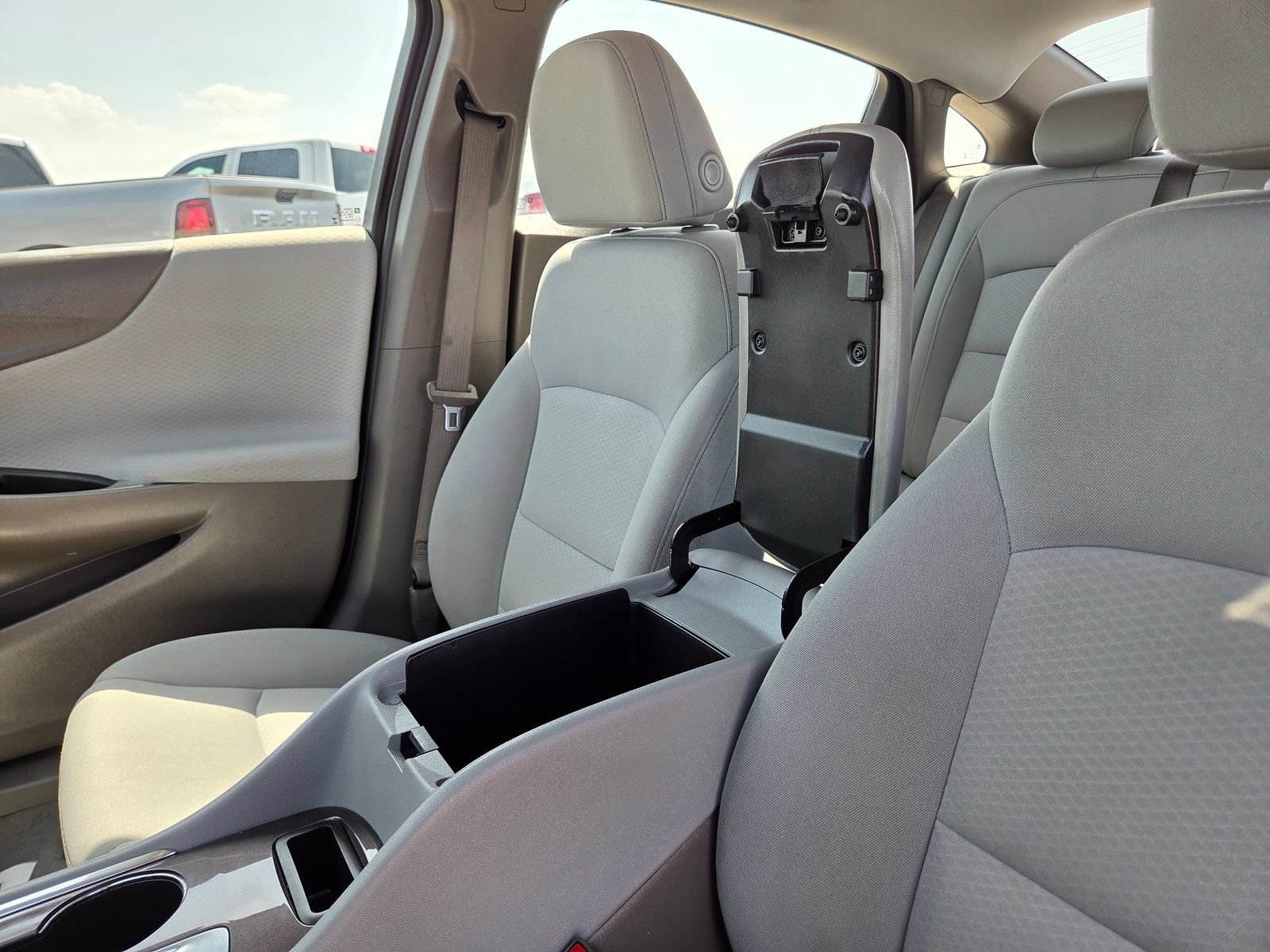 Used 2024 Chevrolet Malibu LT FWD image 31