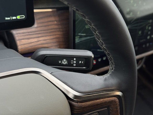 Used 2023 Rivian R1S Adventure image 26