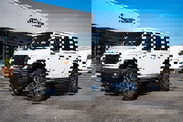 New 2025 Jeep Wrangler Unlimited Sahara