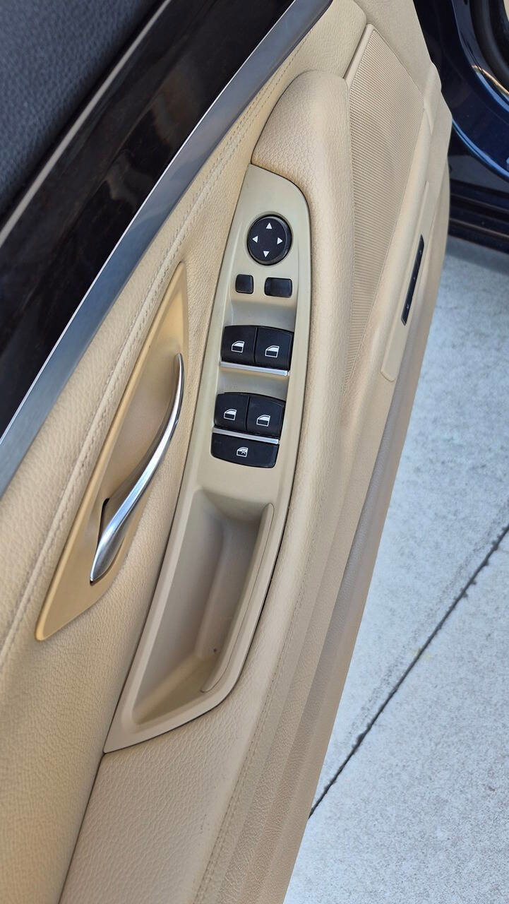 Used 2014 BMW 528i Sedan RWD image 45
