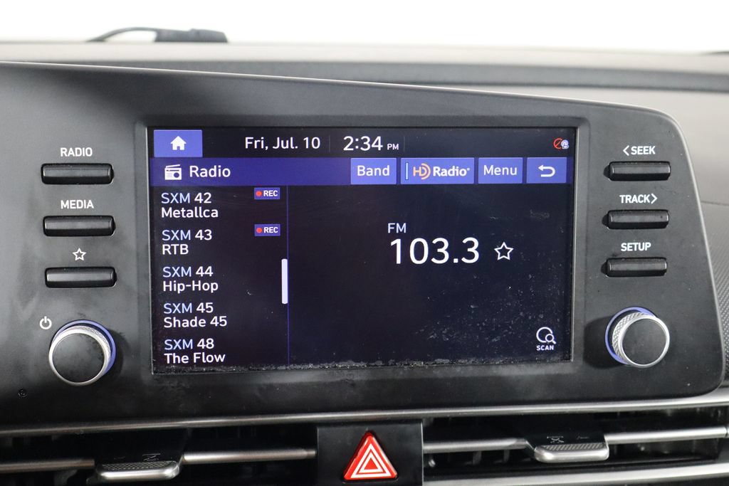 Used 2022 Hyundai Elantra SEL FWD image 28