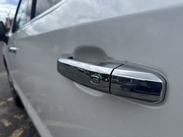 Used 2022 GMC Sierra 1500 Denali image 7