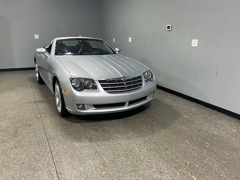 Used 2007 Chrysler Crossfire Limited image 9
