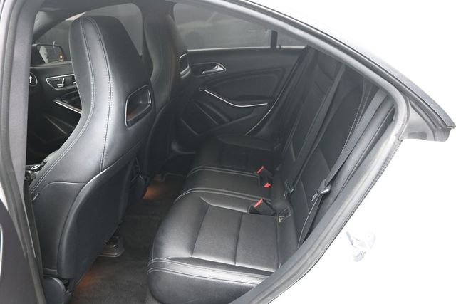 Used 2019 Mercedes-Benz CLA 250 image 13