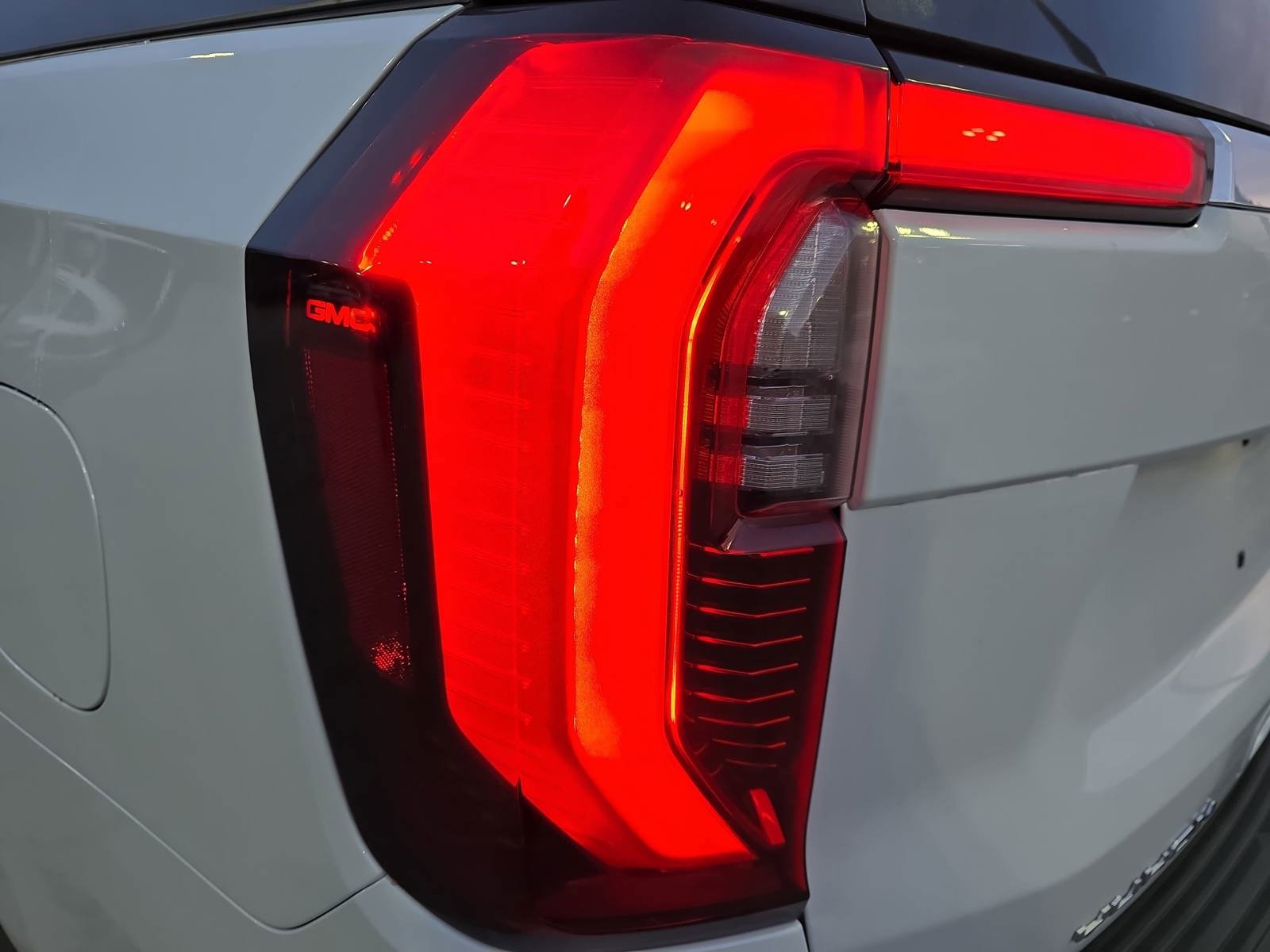 New 2026 GMC Yukon XL Denali AWD/4WD image 32
