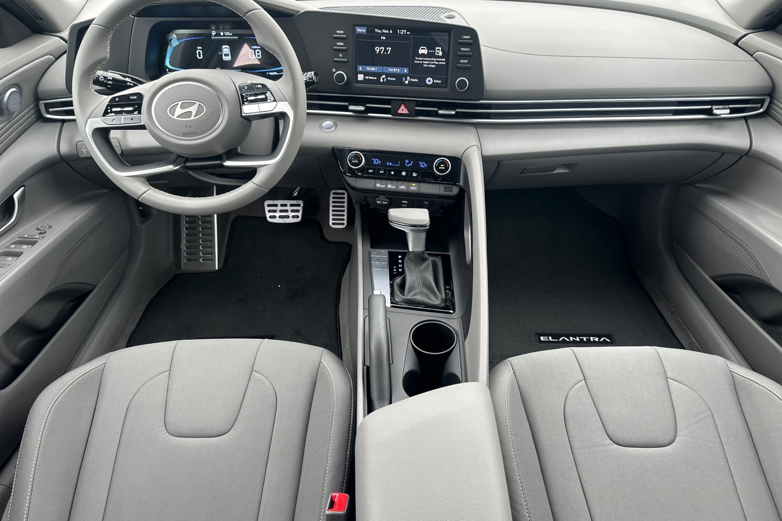 New 2026 Hyundai Elantra Sport FWD image 13