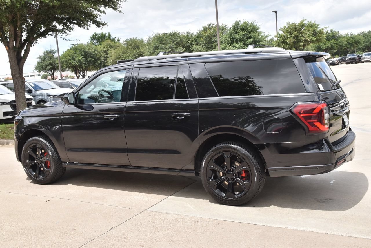 Used 2022 Ford Expedition Max Limited AWD/4WD image 11