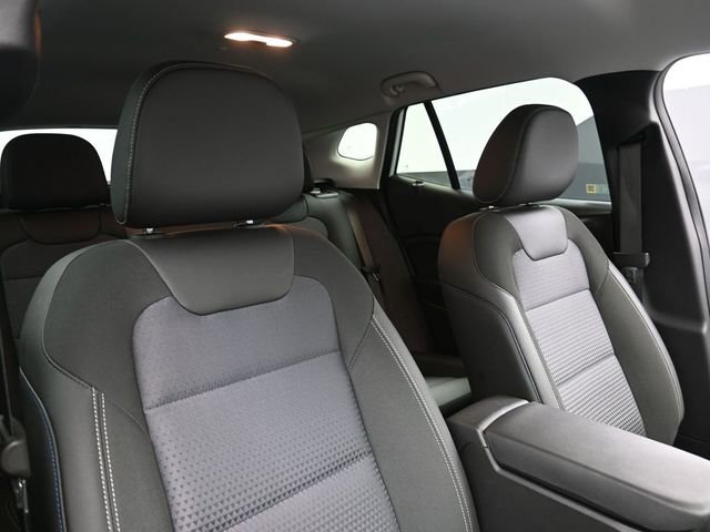 Used 2025 Chevrolet Trax LT w/ LT Convenience Package FWD image 26