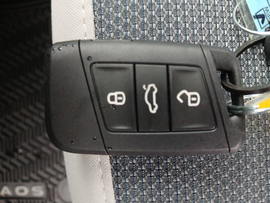 New 2026 Volkswagen Taos S FWD image 27