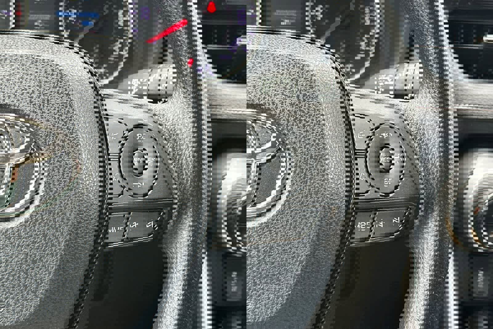 Used 2022 Toyota RAV4 XLE image 27