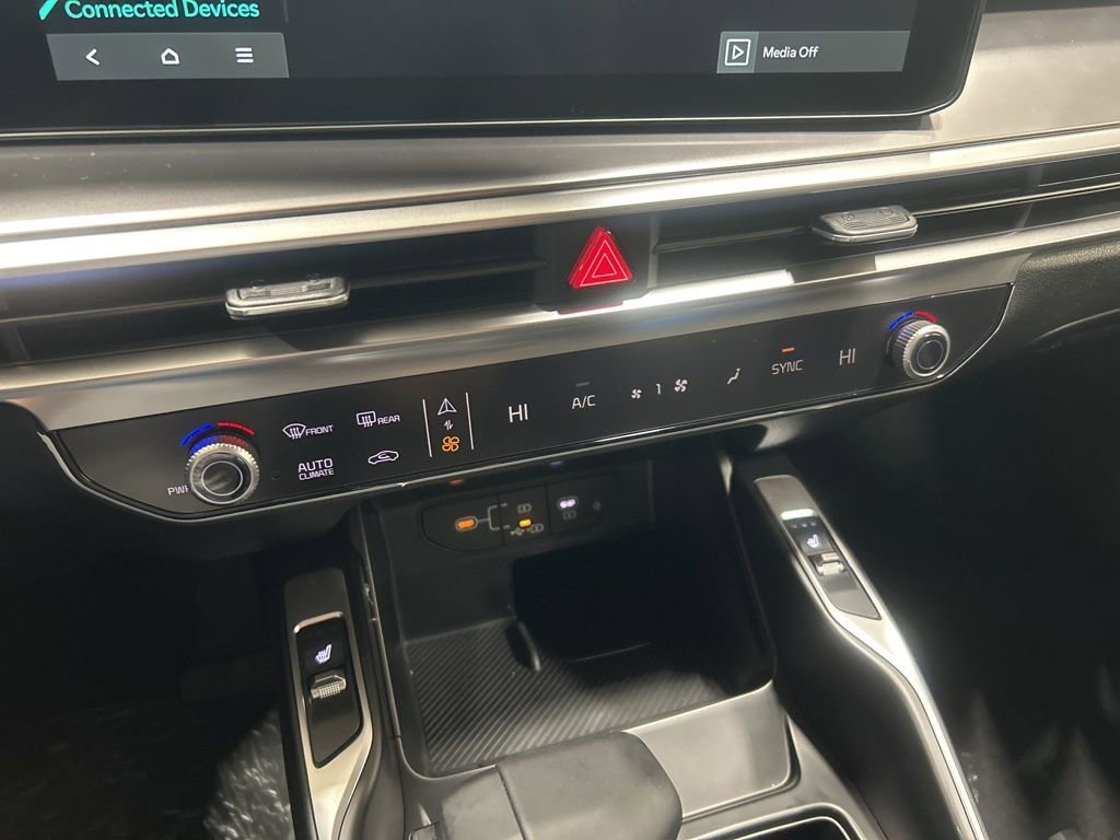 New 2025 Kia Sorento S image 20