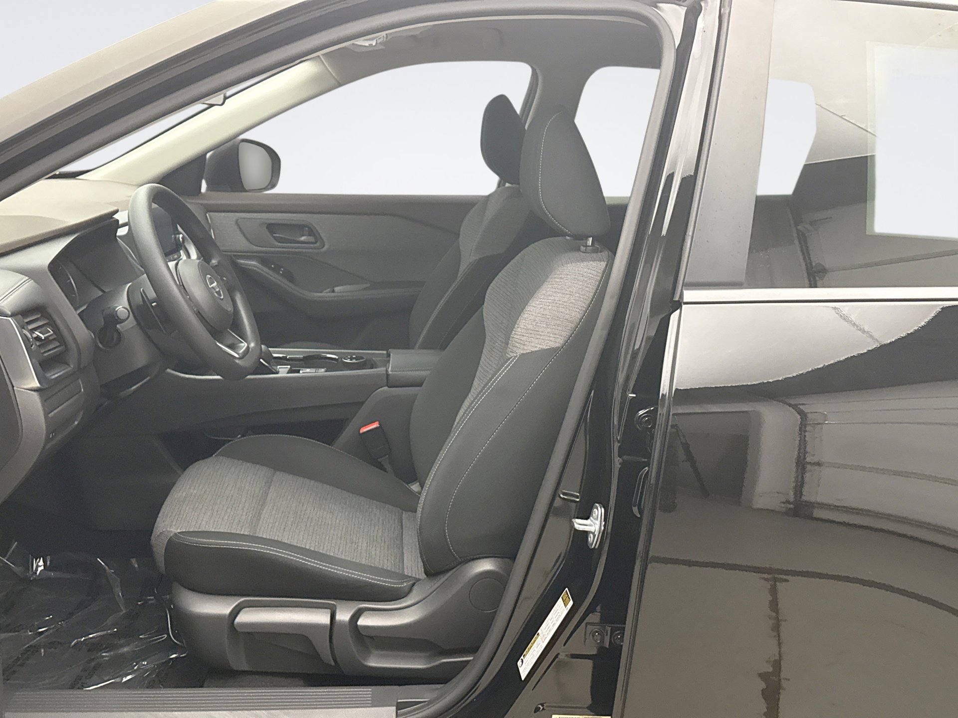 Used 2021 Nissan Rogue S AWD/4WD image 11