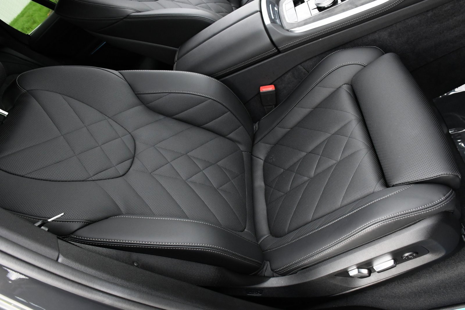 Used 2026 BMW X5 xDrive40i image 18