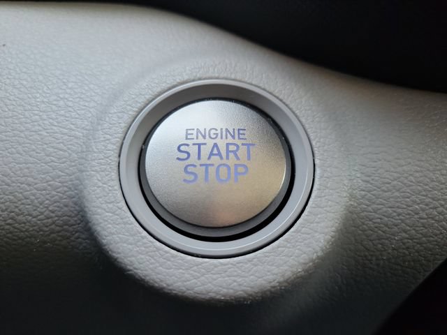 Used 2024 Hyundai Venue SEL FWD image 20