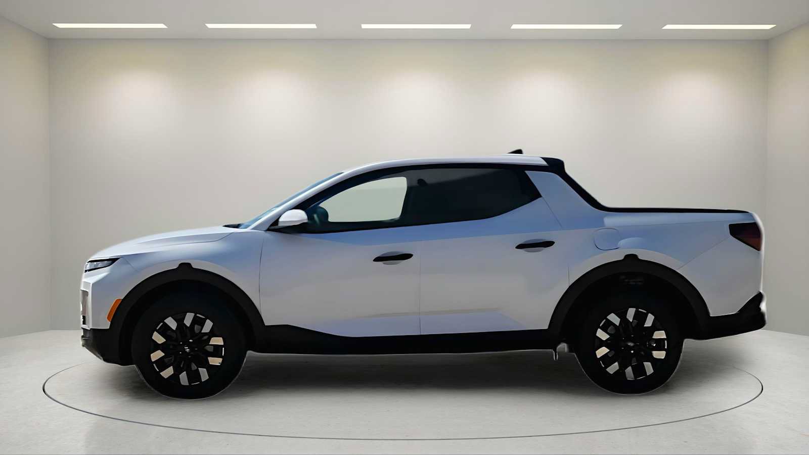 Used 2025 Hyundai Santa Cruz SE FWD image 4