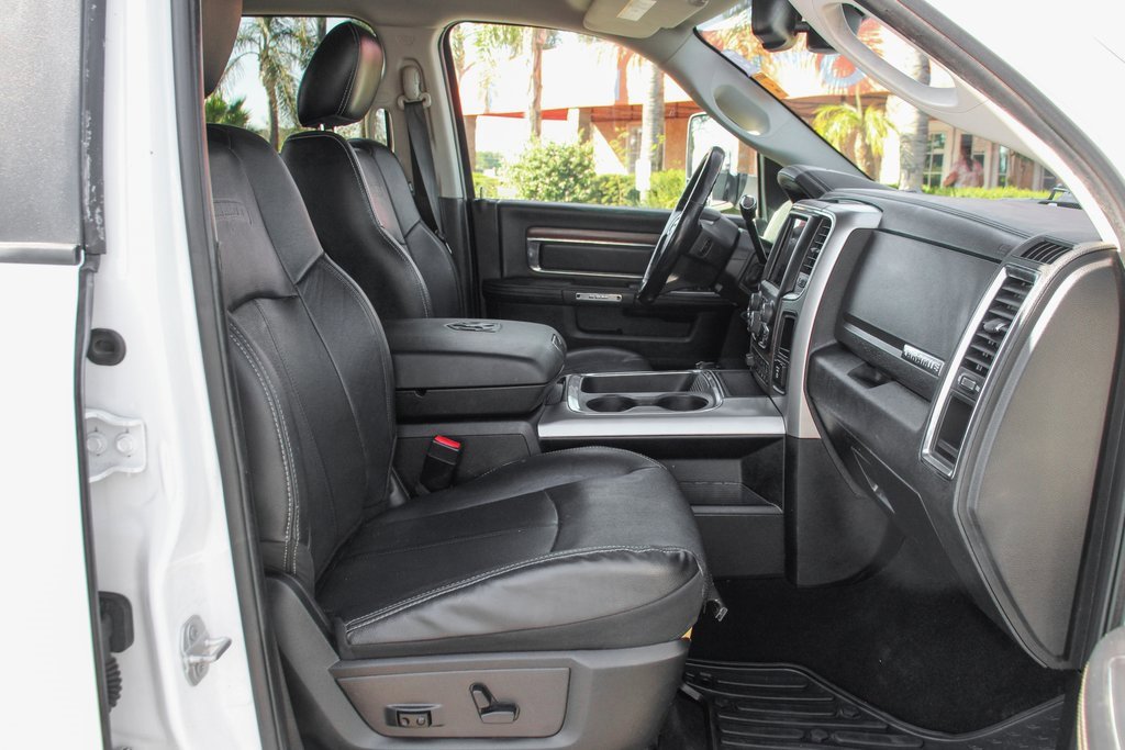 Used 2018 RAM 3500 Laramie image 41