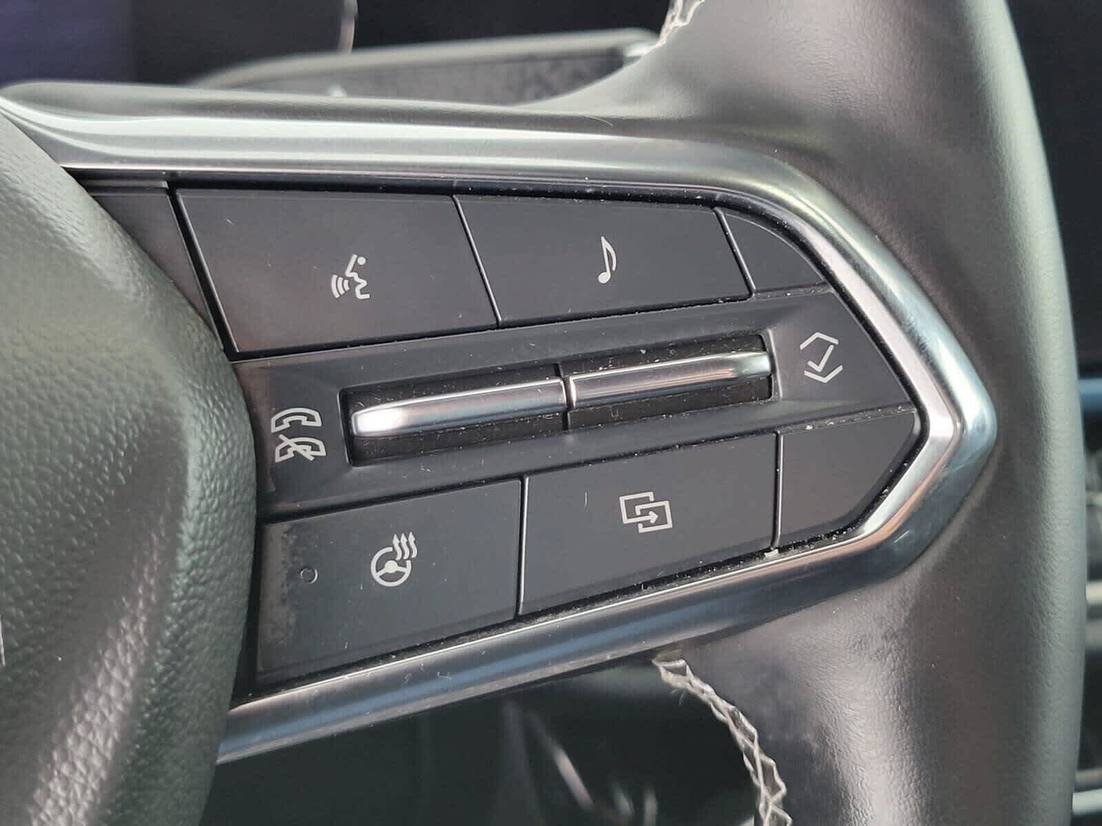 Used 2024 Chevrolet Equinox EV LT FWD image 30