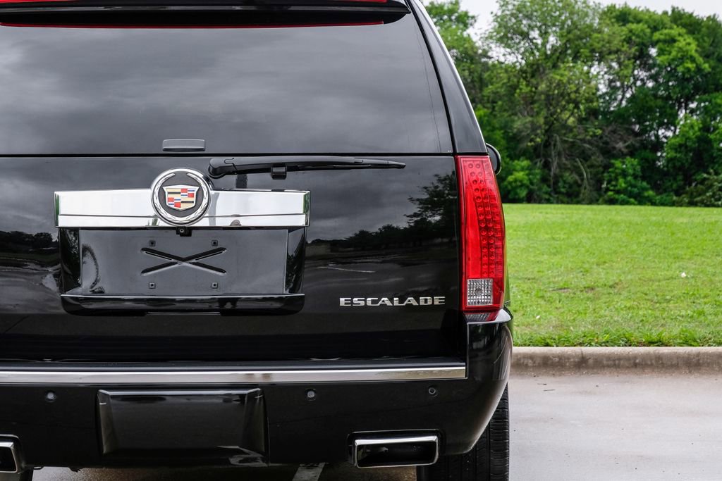 Used 2013 Cadillac Escalade Platinum AWD/4WD image 68