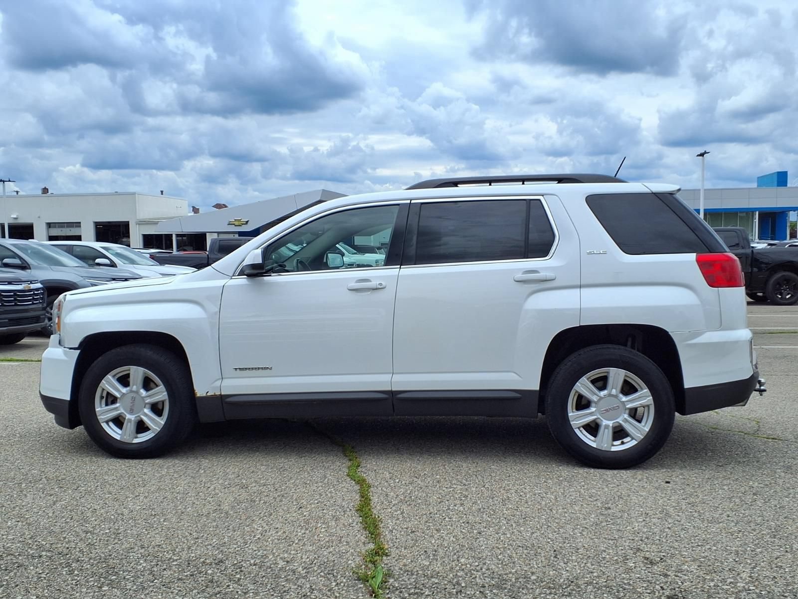 Used 2016 GMC Terrain SLE w/ Convenience Package AWD/4WD image 8
