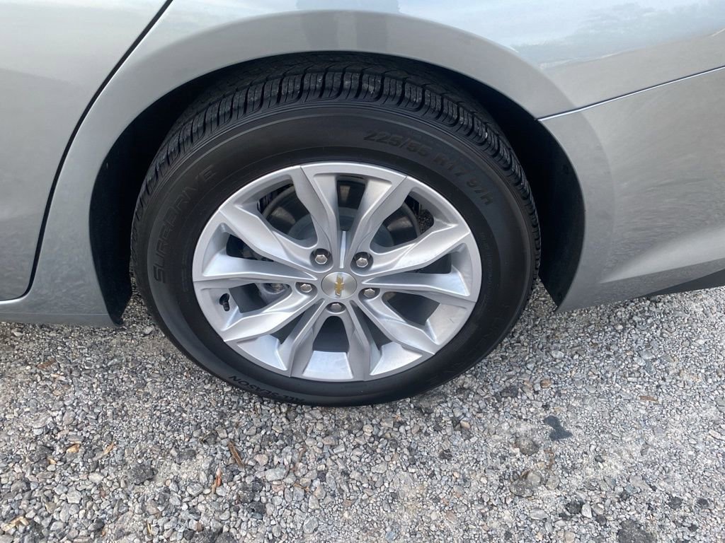 Used 2024 Chevrolet Malibu LT image 13