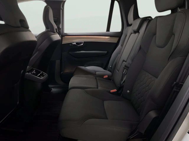 Used 2025 Volvo XC90 B6 Plus w/ Protection Package Premier AWD/4WD image 19