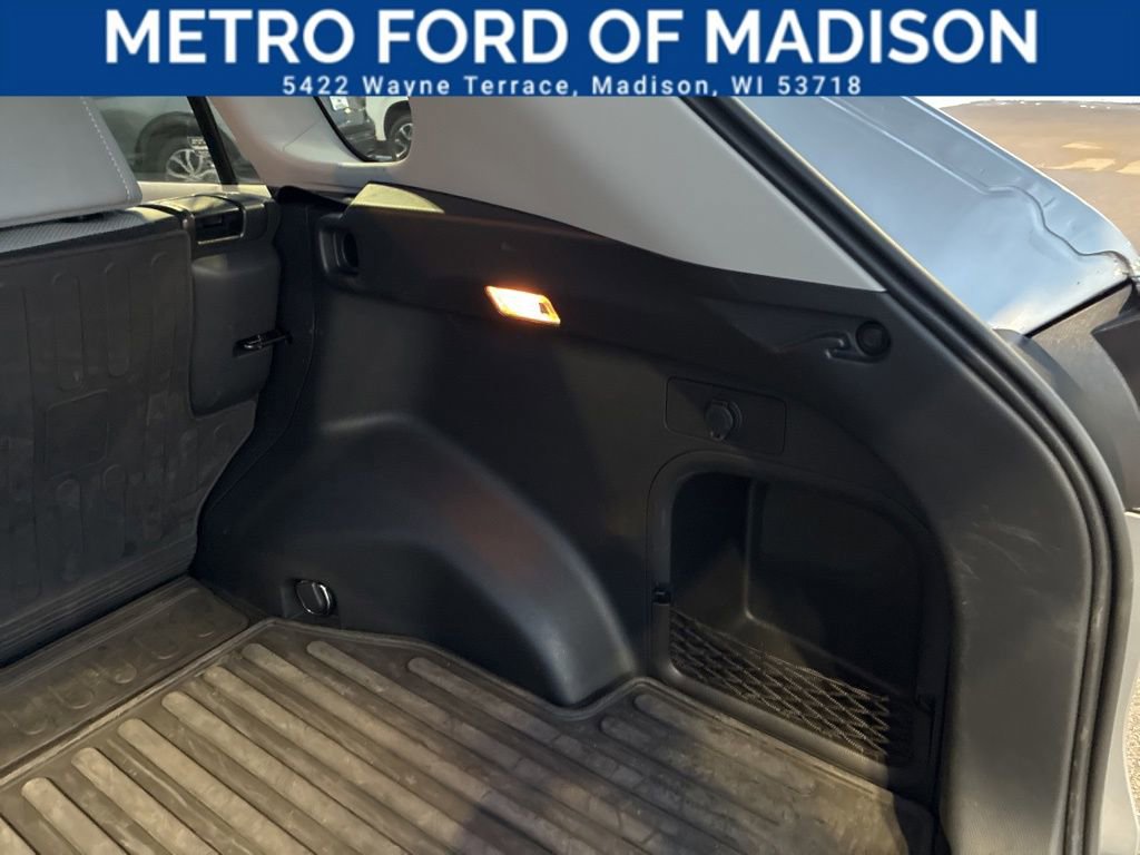 Used 2021 Toyota RAV4 Limited image 38