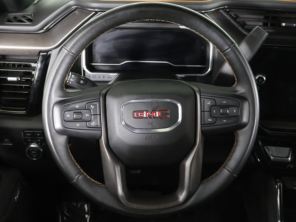 Used 2024 GMC Sierra 2500 AT4 w/ Technology Package AWD/4WD image 47