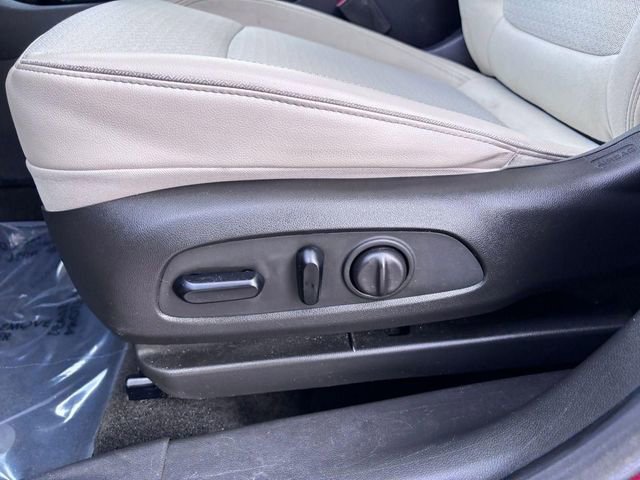 Used 2022 Buick Encore GX Preferred w/ Cold Weather Comfort Package image 11