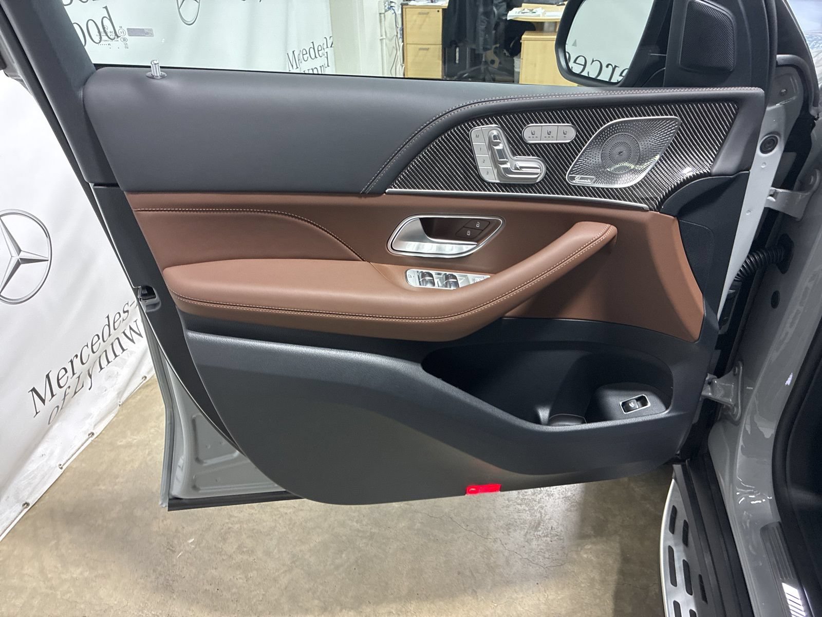 New 2026 Mercedes-Benz GLS 63 AMG 4MATIC image 10