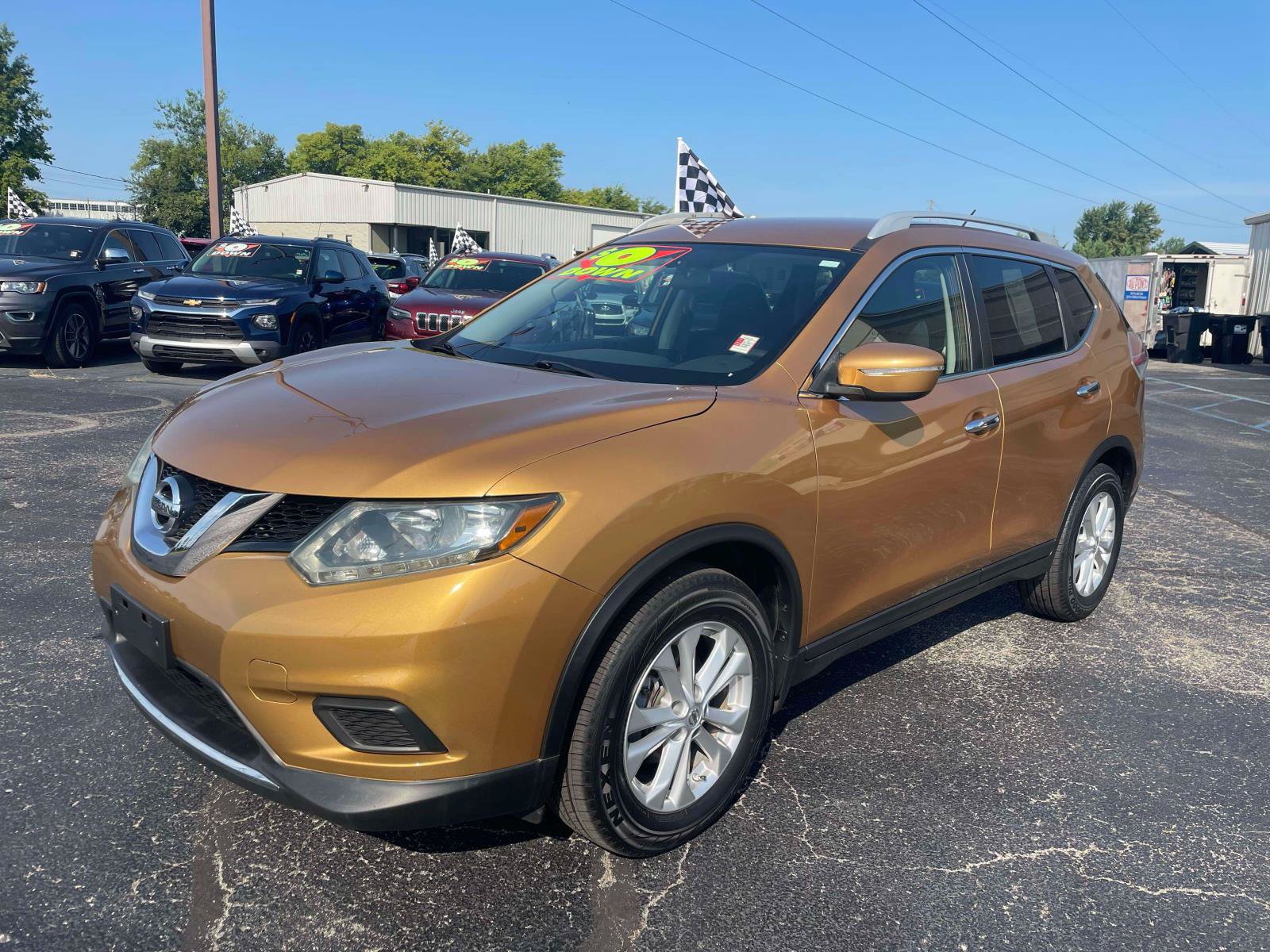 Used 2015 Nissan Rogue SV FWD image 3