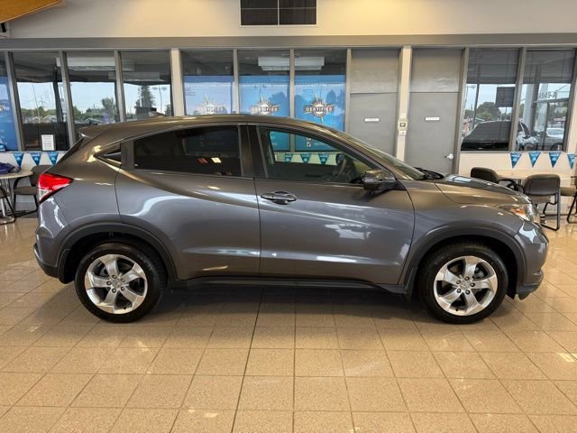 Used 2016 Honda HR-V EX image 2