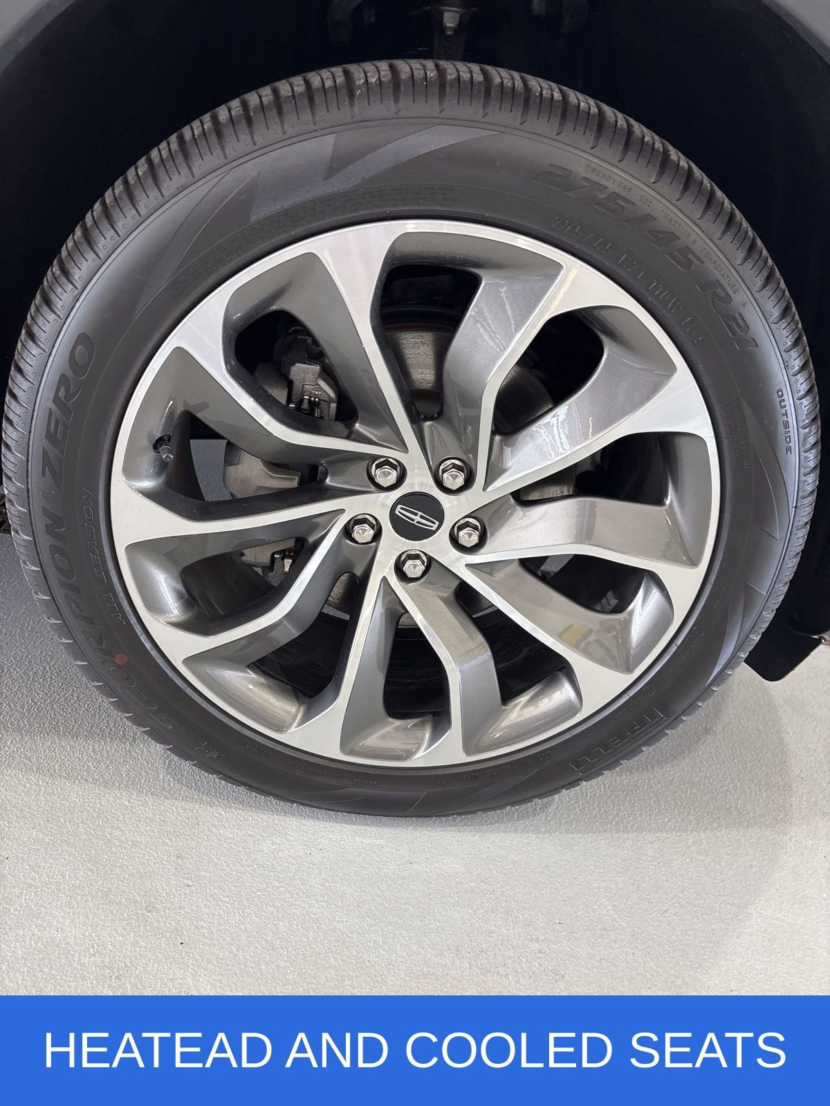 Used 2025 Lincoln Aviator Reserve w/ Illumination Package AWD/4WD image 20