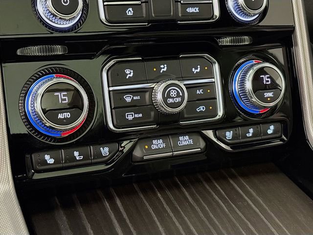 Used 2022 GMC Yukon XL Denali image 18