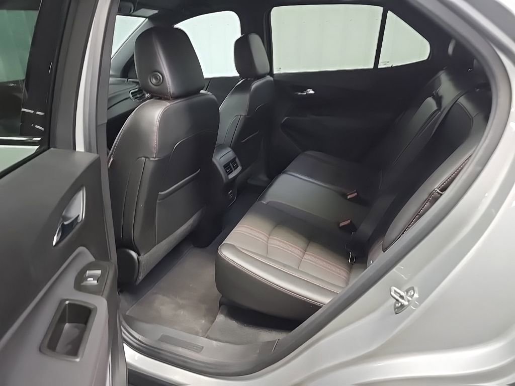 Used 2022 Chevrolet Equinox RS AWD/4WD image 30