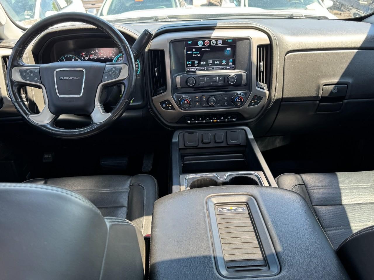 Used 2019 GMC Sierra 2500 Denali w/ Duramax Plus Package AWD/4WD image 12
