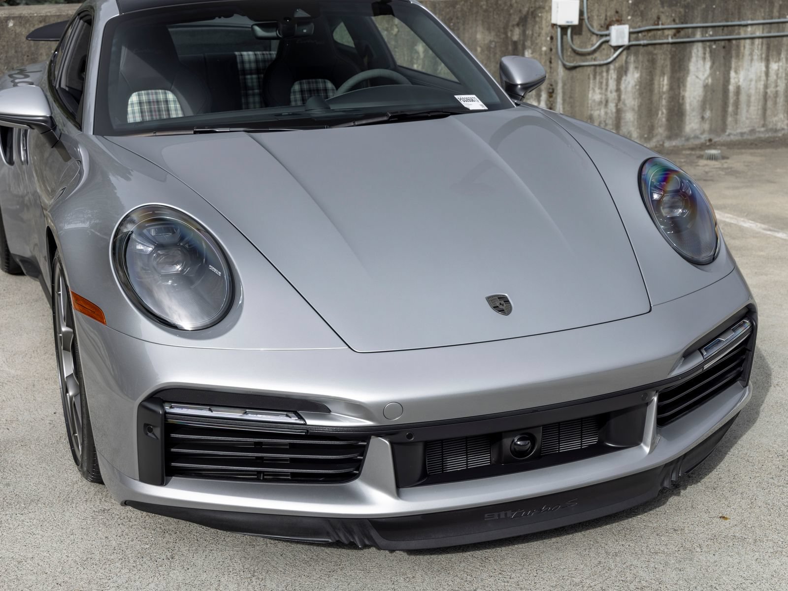 Certified 2025 Porsche 911 Turbo AWD/4WD image 15