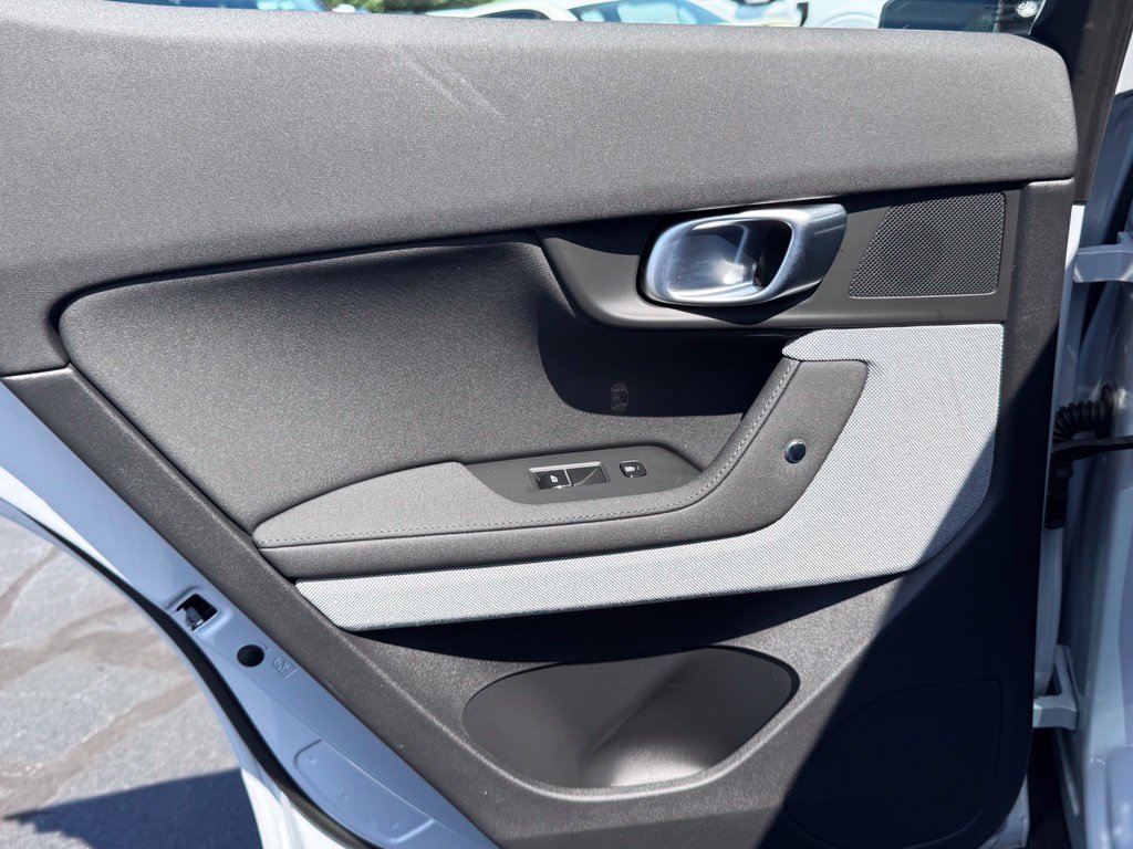 Used 2024 Polestar Polestar 2 RWD image 28