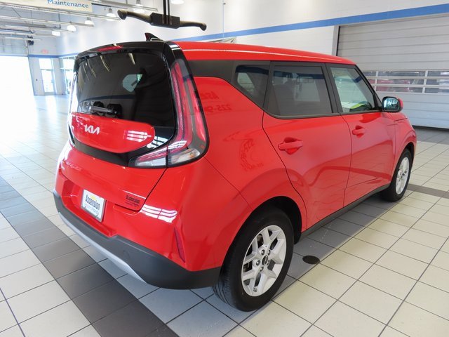 Used 2024 Kia Soul LX w/ Option Group 015 image 13