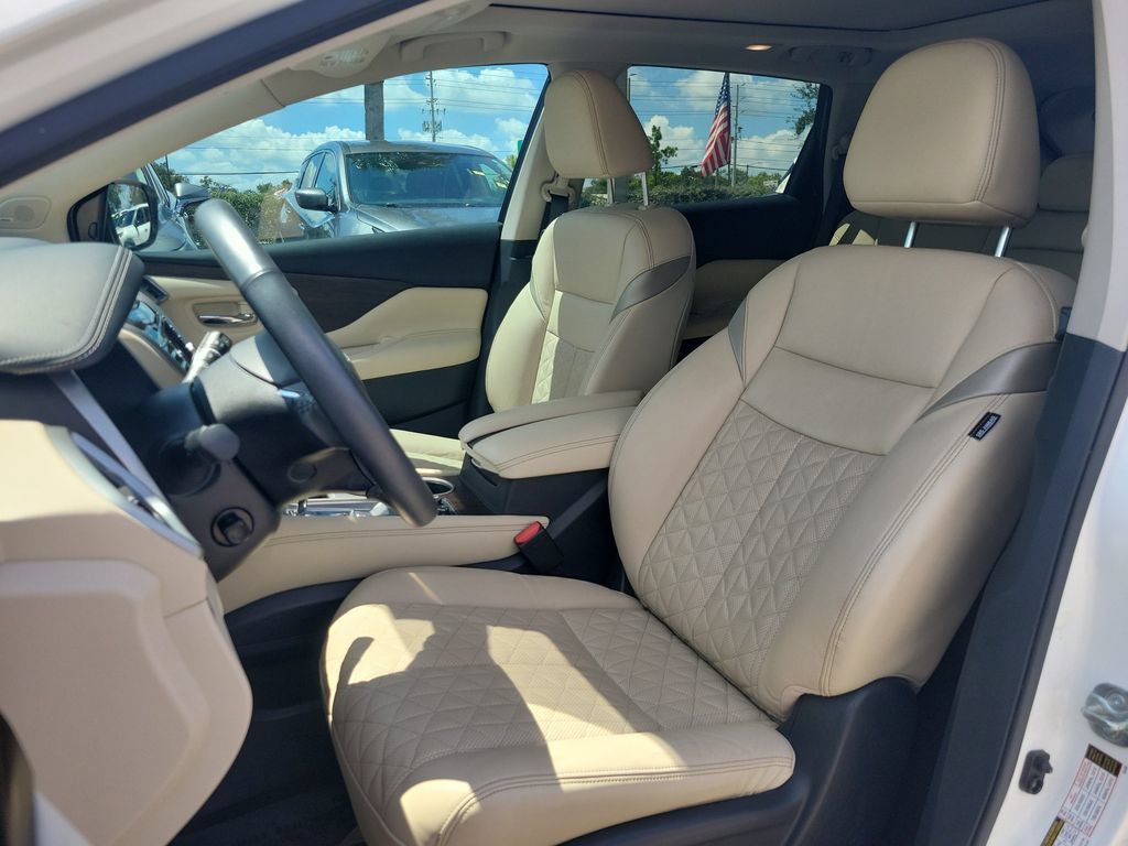 Certified 2022 Nissan Murano Platinum w/ Cargo Package FWD image 16