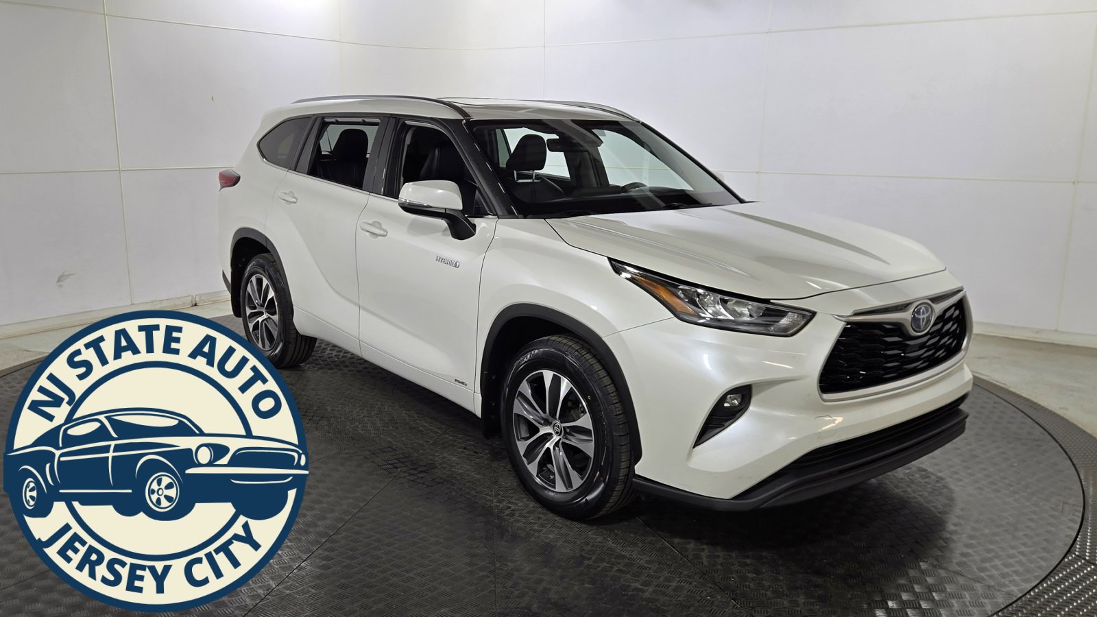 Used 2020 Toyota Highlander XLE