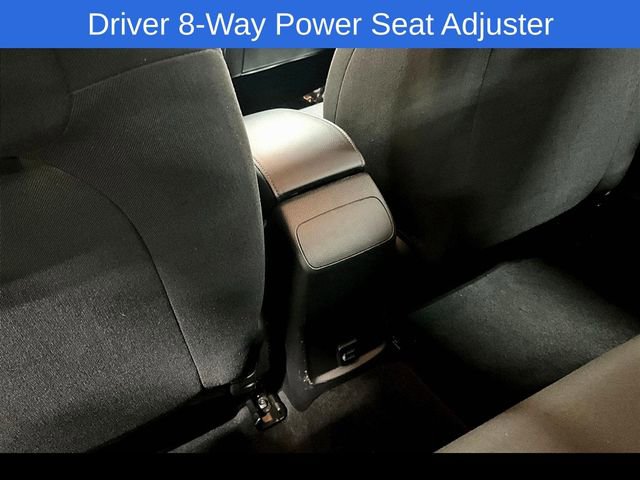 Used 2019 Chevrolet Cruze LT w/ Convenience Package image 11