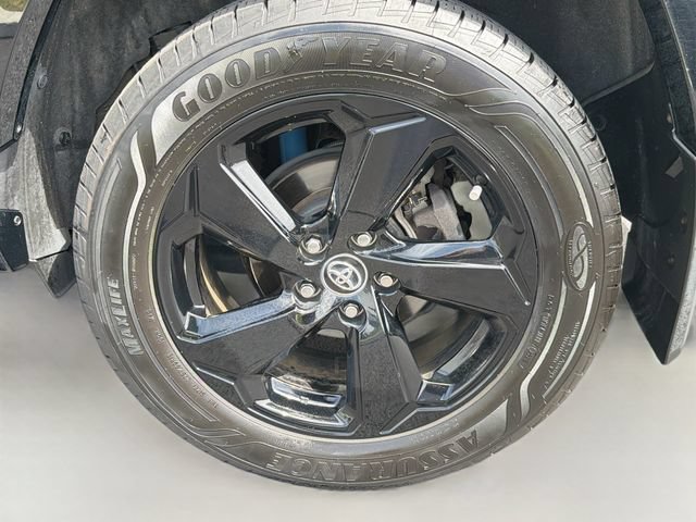 Used 2021 Toyota RAV4 XSE AWD/4WD image 26