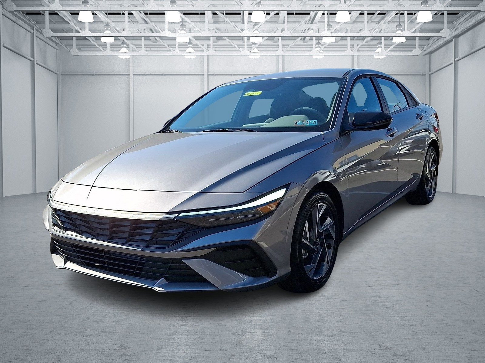 Certified 2025 Hyundai Elantra Sport FWD image 3