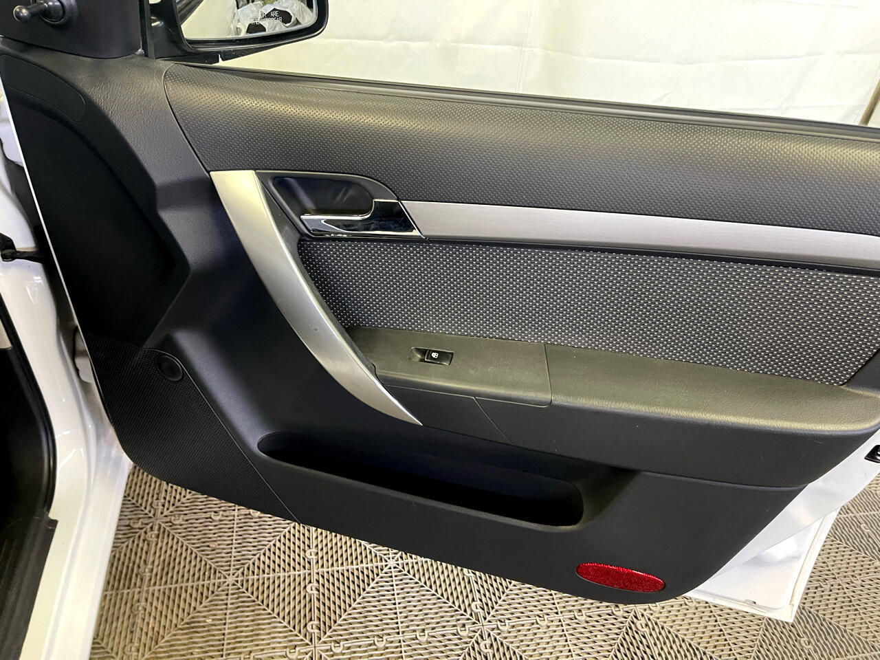 Used 2009 Chevrolet Aveo LT w/ Power and Convenience Package image 14