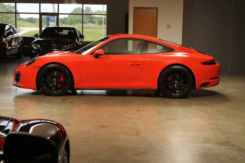 Used 2017 Porsche 911 Carrera GTS RWD image 28