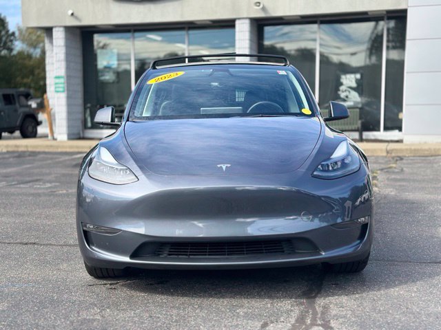 Used 2023 Tesla Model Y Long Range AWD/4WD image 8