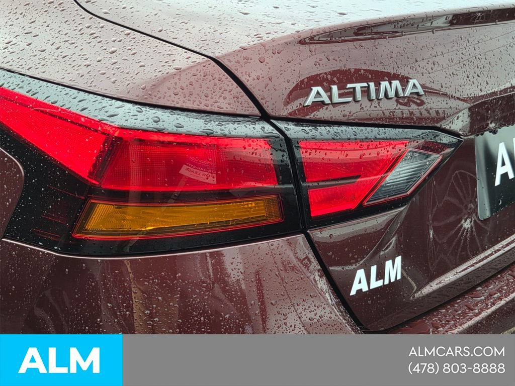 Used 2025 Nissan Altima 2.5 SV FWD image 27
